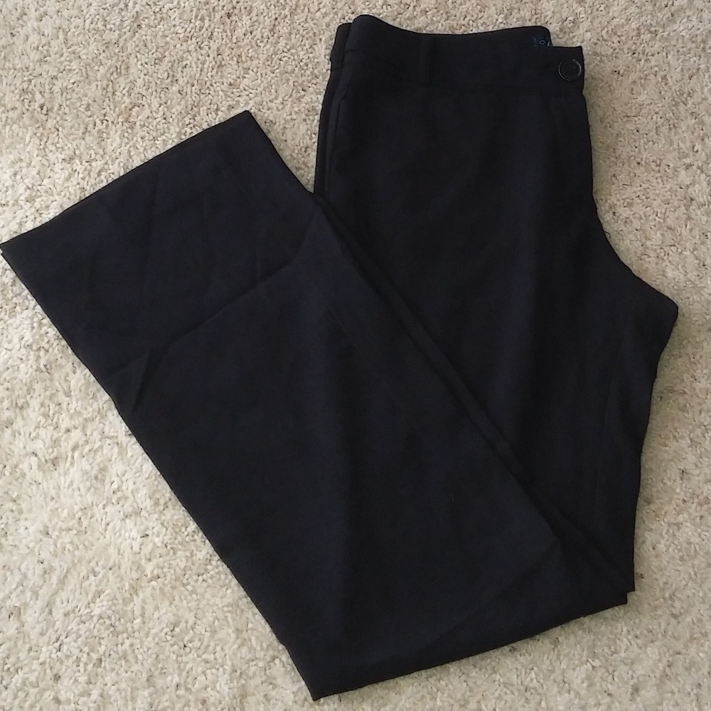Geshem | Women Black Pants (NWOT)